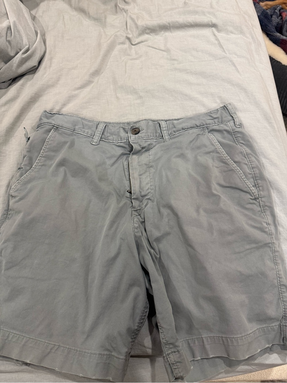 American Eagle Outfitters Light Gray Men's Cargo Shorts